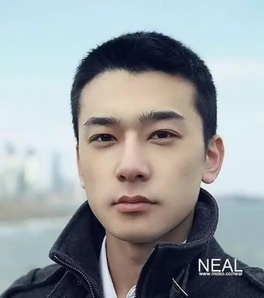 广州网红寸头男人是谁,揭秘网络红人的神秘面纱”